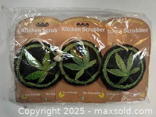 MaxSold Auction: Pot Cannabis Leaf Kitchen Scrubber + Loofah BNIB - Toronto (Ontario, Canada) PARTNER MANAGED Estate Sale Online Auction - Merton Street