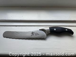 MaxSold Auction: Shun Ken Onion Damascus Multi-Utility cutting utensilDM-0520 - Toronto (Ontario, Canada) PARTNER MANAGED Estate Sale Online Auction - Merton Street