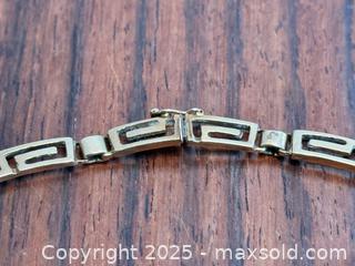 MaxSold Auction: Vintage 14K Gold Greek Key Style Necklace  - Toronto (Ontario, Canada) PARTNER MANAGED Estate Sale Online Auction - Merton Street