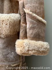 MaxSold Auction: Vintage 1970s Leather Suede Shearling Coat in Beige Men’s S/M - Toronto (Ontario, Canada) PARTNER MANAGED Estate Sale Online Auction - Merton Street