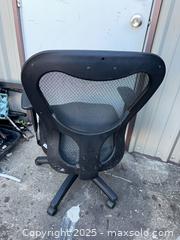 MaxSold Auction: Temperpedic Black Mesh Back Office Swivel Desk Chair - Garden City (Georgia, USA) SELLER MANAGED Downsizing Online Auction - Bryce Industrial Drive