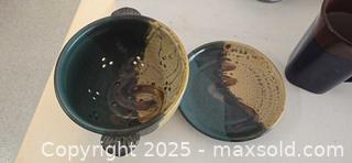 MaxSold Auction: Assorted Handmade Pottery & Stoneware Lot, 11 Pieces - Lakeland (Florida, USA) PARTNER MANAGED Estate Sale Online Auction - Canyon Lake Point