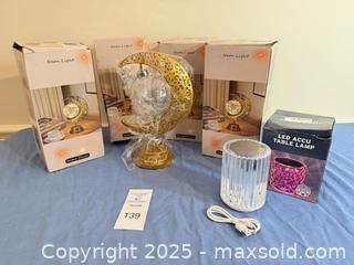 MaxSold Auction: Decorative Table Lamps (Mixed Styles) - Lakeland (Florida, USA) PARTNER MANAGED Estate Sale Online Auction - Canyon Lake Point