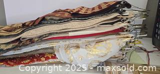 MaxSold Auction: Drapery Panels, Table Runners and More - Lakeland (Florida, USA) PARTNER MANAGED Estate Sale Online Auction - Canyon Lake Point