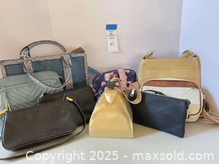 MaxSold Auction: Ladies Handbags & Purses - Lakeland (Florida, USA) PARTNER MANAGED Estate Sale Online Auction - Canyon Lake Point