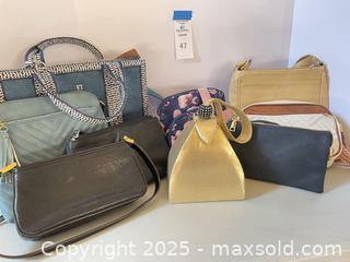 MaxSold Auction: Ladies Handbags & Purses - Lakeland (Florida, USA) PARTNER MANAGED Estate Sale Online Auction - Canyon Lake Point