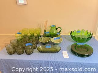 MaxSold Auction: Lot of Green Glassware and Ceramic Bowls - Lakeland (Florida, USA) PARTNER MANAGED Estate Sale Online Auction - Canyon Lake Point