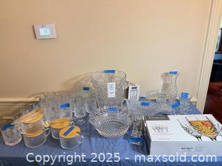 MaxSold Auction: Mixed Pressed Glass &#38; Crystal - Lakeland (Florida, USA) PARTNER MANAGED Estate Sale Online Auction - Canyon Lake Point