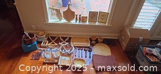 MaxSold Auction: Mixed Wooden & Bamboo Kitchen and Serving Items - Lakeland (Florida, USA) PARTNER MANAGED Estate Sale Online Auction - Canyon Lake Point