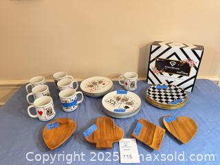 MaxSold Auction: Playing-Card Plates & Mugs, Checkered Plates, Wooden Carved Bowls - Lakeland (Florida, USA) PARTNER MANAGED Estate Sale Online Auction - Canyon Lake Point