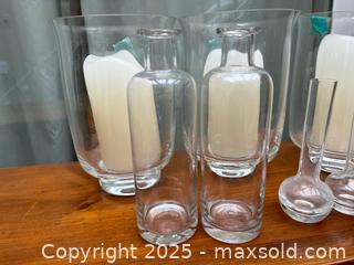 MaxSold Auction: Clear Glass Hurricane Candle Holders &#38; Bud Vases  - Fort Washington (Maryland, USA) SELLER MANAGED Estate Sale Online Auction - Hatton Point Road