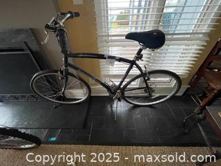 MaxSold Auction: Diamondback - Hybrid / Commuter Bicycle - Fort Washington (Maryland, USA) SELLER MANAGED Estate Sale Online Auction - Hatton Point Road