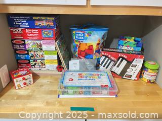 MaxSold Auction: Lot of children&#39;s puzzles and toys, Melissa &#38; Doug, Mega Bloks - Fort Washington (Maryland, USA) SELLER MANAGED Estate Sale Online Auction - Hatton Point Road