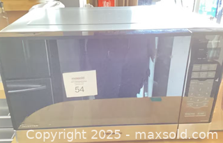 MaxSold Auction: Panasonic 1.2 cu. ft. Countertop Microwave Oven - Fort Washington (Maryland, USA) SELLER MANAGED Estate Sale Online Auction - Hatton Point Road