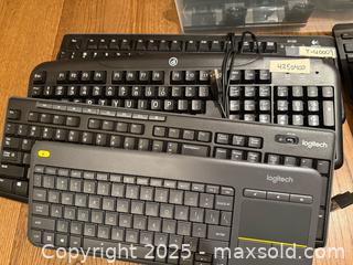 MaxSold Auction: Bin of Computer Electronics B - Surrey (British Columbia, Canada) SELLER MANAGED Downsizing Online Auction -  75a Avenue