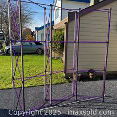MaxSold Auction: Like New Coyote Popup Display Booth Frame in Carry Bag A - Surrey (British Columbia, Canada) SELLER MANAGED Downsizing Online Auction -  75a Avenue
