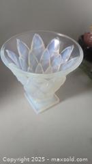 MaxSold Auction:  Art Deco Modernist Style Sabino Paris Fiery Opalescent Glass Fish Vase  - Toronto (Ontario, Canada) PARTNER MANAGED Reseller Online Auction - Railside Road