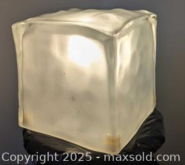 MaxSold Auction: Frosted Glass Ice Cube Table Desk Lamp Working Fine 6.5&#34; - Toronto (Ontario, Canada) PARTNER MANAGED Reseller Online Auction - Railside Road