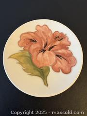 MaxSold Auction: Lovely Moorcroft Hibiscus Pattern Pin Dish 4.75&#34; - Toronto (Ontario, Canada) PARTNER MANAGED Reseller Online Auction - Railside Road