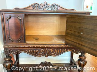 MaxSold Auction: Baroque style hutch - Toronto (Ontario, Canada) SELLER MANAGED Moving Online Auction - Queenslea Avenue