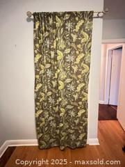 MaxSold Auction: Curtains- 3 panels  - Toronto (Ontario, Canada) SELLER MANAGED Moving Online Auction - Queenslea Avenue