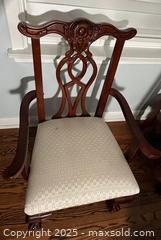 MaxSold Auction: Dining Chairs - Toronto (Ontario, Canada) SELLER MANAGED Moving Online Auction - Queenslea Avenue