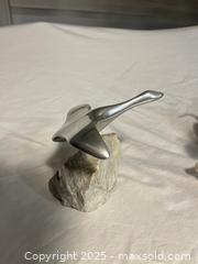 MaxSold Auction: Hoselton Figurines - Water Birds - Toronto (Ontario, Canada) SELLER MANAGED Moving Online Auction - Queenslea Avenue