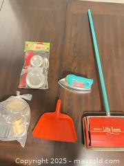 MaxSold Auction: Kids vintage kitchen set - Toronto (Ontario, Canada) SELLER MANAGED Moving Online Auction - Queenslea Avenue