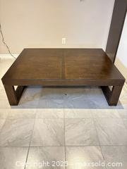 MaxSold Auction: Large coffee table - Toronto (Ontario, Canada) SELLER MANAGED Moving Online Auction - Queenslea Avenue