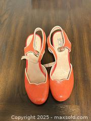 MaxSold Auction: Miz Mooz high heal Sandals - Toronto (Ontario, Canada) SELLER MANAGED Moving Online Auction - Queenslea Avenue