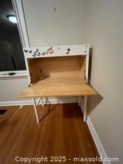 MaxSold Auction: Secretary Desk  - Toronto (Ontario, Canada) SELLER MANAGED Moving Online Auction - Queenslea Avenue