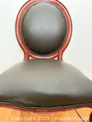 MaxSold Auction: Single dining chair  - Toronto (Ontario, Canada) SELLER MANAGED Moving Online Auction - Queenslea Avenue