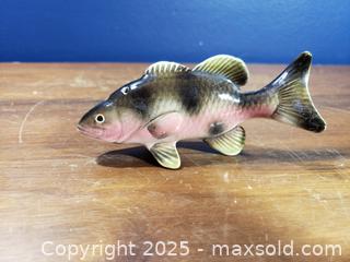 MaxSold Auction: Pair of Mid-Century Japanese Ceramic Figurines - Pickering (Ontario, Canada) SELLER MANAGED Downsizing Online Auction - Krosno Boulevard
