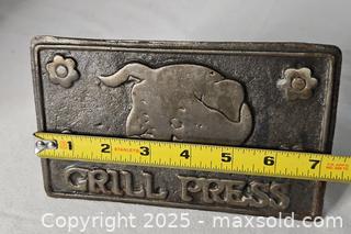 MaxSold Auction: Cast Iron Wood Handle Grill Press - Riverview (Florida, USA) SELLER MANAGED Downsizing Online Auction - Holly Heath Drive