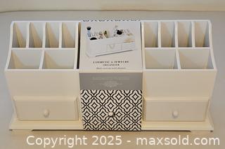 MaxSold Auction: Cosmetic &#38; Jewelry Organizer - Riverview (Florida, USA) SELLER MANAGED Downsizing Online Auction - Holly Heath Drive