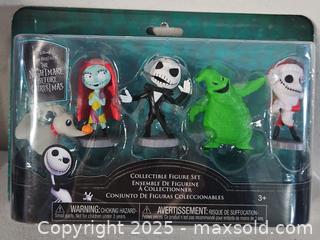 MaxSold Auction: Nightmare Before Xmas Figure Set - Riverview (Florida, USA) SELLER MANAGED Downsizing Online Auction - Holly Heath Drive