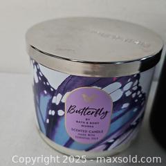 MaxSold Auction: Pair Of Bath And Body Candles - Riverview (Florida, USA) SELLER MANAGED Downsizing Online Auction - Holly Heath Drive