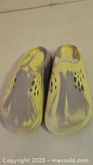 MaxSold Auction: Steve Madden Cool Planet Slides - Riverview (Florida, USA) SELLER MANAGED Downsizing Online Auction - Holly Heath Drive