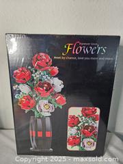 MaxSold Auction: Toy Flowers Building Blocks Set - Riverview (Florida, USA) SELLER MANAGED Downsizing Online Auction - Holly Heath Drive