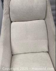 MaxSold Auction: Mid century modern egg swivelling chair  - Markham (Ontario, Canada) SELLER MANAGED Downsizing Online Auction - Loring Crescent