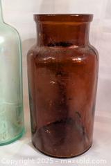 MaxSold Auction: ANTIQUE GLASS BOTTLES - Kingston (Ontario, Canada) SELLER MANAGED Downsizing Online Auction - Rosemund Crescent