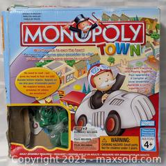 MaxSold Auction: MONOPOLY TOWN KIDS BOARD GAME - Kingston (Ontario, Canada) SELLER MANAGED Downsizing Online Auction - Rosemund Crescent