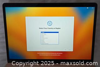 MaxSold Auction: Apple MacBook Air 13.3&#34; (M1 A2337) Gold Starlight - Ottawa (Ontario, Canada) PARTNER MANAGED Estate Sale Online Auction - South River Drive