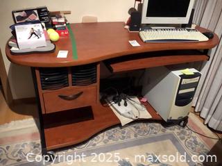 MaxSold Auction: LIB 140 Liberty Computer Desk - Ottawa (Ontario, Canada) PARTNER MANAGED Estate Sale Online Auction - South River Drive