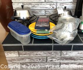 MaxSold Auction: Multi-Pot Fondue Set  - Ottawa (Ontario, Canada) PARTNER MANAGED Estate Sale Online Auction - South River Drive