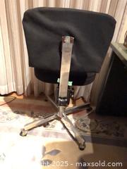 MaxSold Auction: Office Task Chair  - Ottawa (Ontario, Canada) PARTNER MANAGED Estate Sale Online Auction - South River Drive
