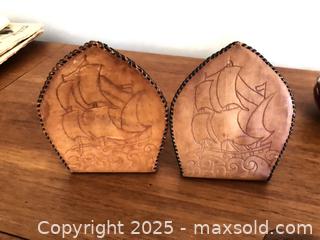 MaxSold Auction: Small MCM Decor  - Ottawa (Ontario, Canada) PARTNER MANAGED Estate Sale Online Auction - South River Drive