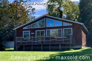 MaxSold Auction: One Week Cottage Rental in Bay of Quinte (Includes Pontoon Boat Rental with Gas) - Keswick (Ontario, Canada) The New- K Country 93.7 and 105.5 Hits FM Christmas Online Auction