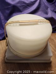 MaxSold Auction: Good Ol' Tupperware - Mesa (Arizona, USA) SELLER MANAGED Downsizing Online Auction - South 96th Street