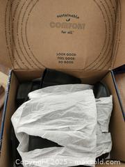 MaxSold Auction: Ladies Shoes Size 9   - Mesa (Arizona, USA) SELLER MANAGED Downsizing Online Auction - South 96th Street